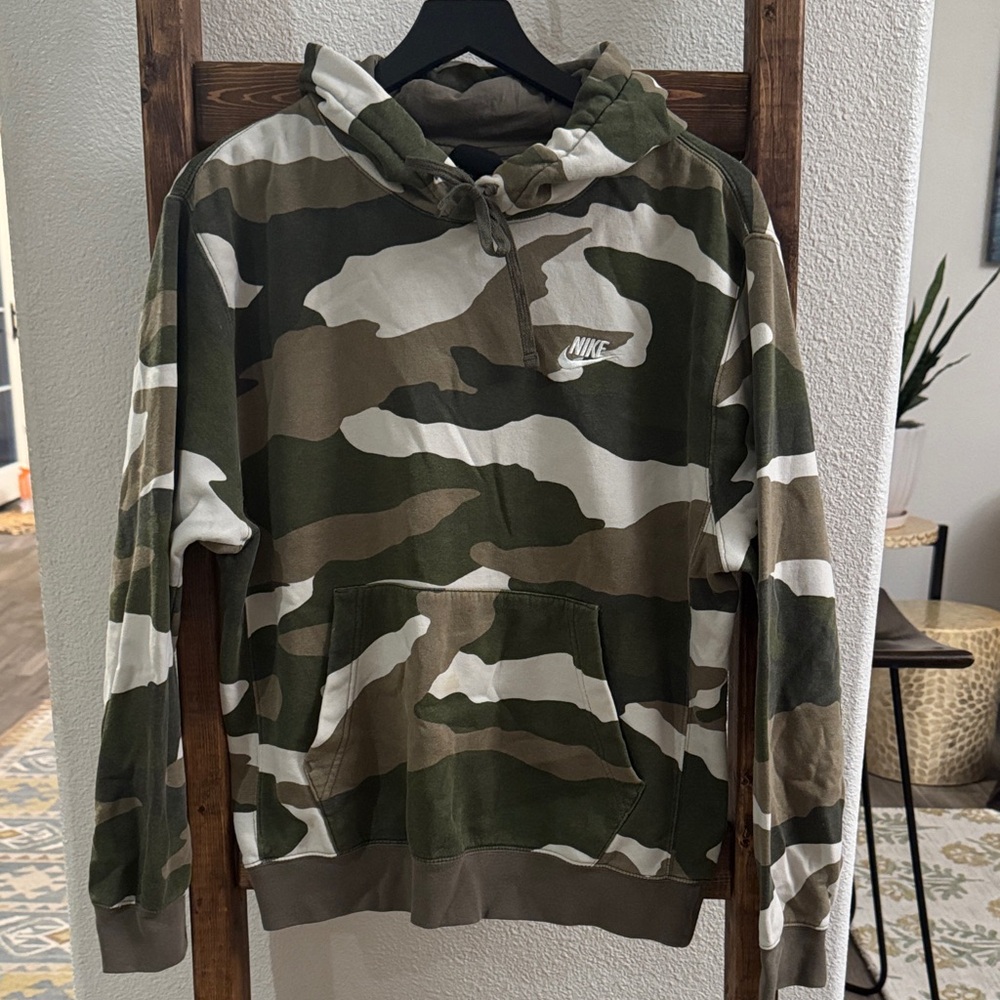 Nike Men's Camo Hoodie - Olive green and Beige. EUC
